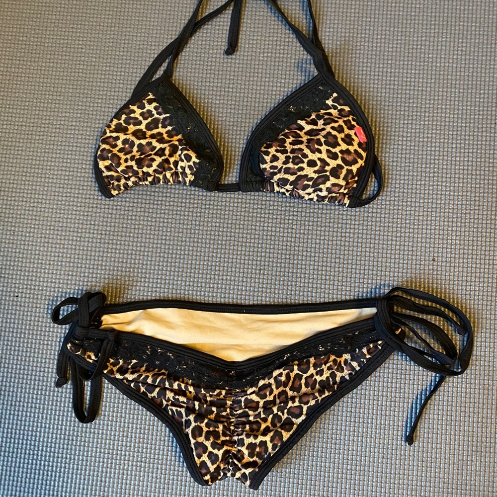 Cheetah bikini